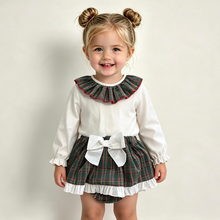 Load image into Gallery viewer, Ceyber Older Girls Green Tartan Skirted Jam Set