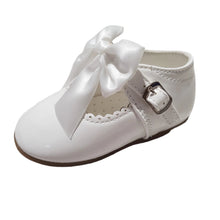 Load image into Gallery viewer, Girls White Bow Shoes