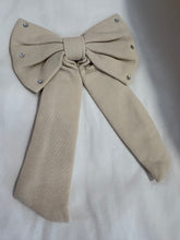 Load image into Gallery viewer, Giorgio Bambini Older Girls Cream Bow 3 Piece Lounge Set