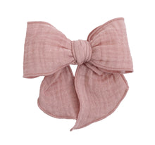 Load image into Gallery viewer, Calamaro Hair Clips