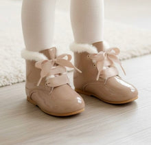 Load image into Gallery viewer, Sevva Claudia Patent Leather Ribbion Fur Boots