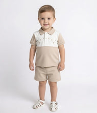 Load image into Gallery viewer, Kleo Kids Older Boys Biege Smocked Short Set