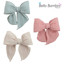 Load image into Gallery viewer, Calamaro Hair Clips