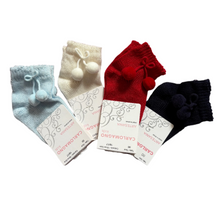 Load image into Gallery viewer, Carlomagno Ankle Pom Socks
