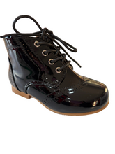 Load image into Gallery viewer, Quinn Sevva Unisex Black Patent Lace Up Boots